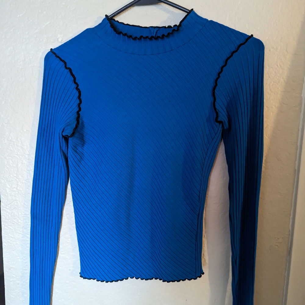 Long sleeve